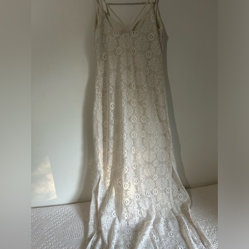 Love on a Hanger Romantic White Lace Maxi Dress Hippie Boho 90’s Y2K Feminine - Picture 3 of 4